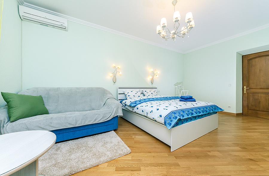 Amazing Two Beds In The Klovskiy Spusk Lägenhet Kiev Exteriör bild