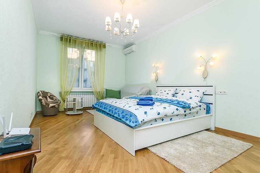 Amazing Two Beds In The Klovskiy Spusk Lägenhet Kiev Exteriör bild
