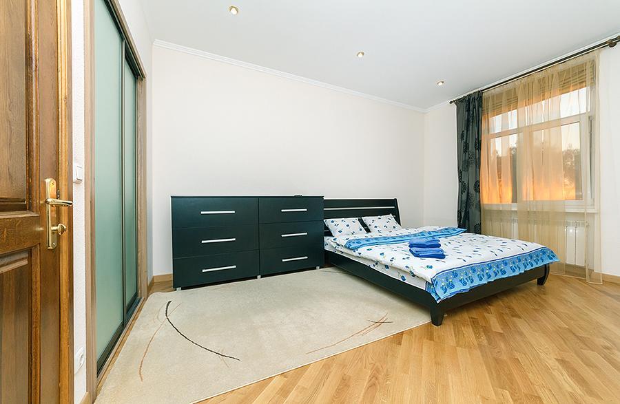 Amazing Two Beds In The Klovskiy Spusk Lägenhet Kiev Exteriör bild