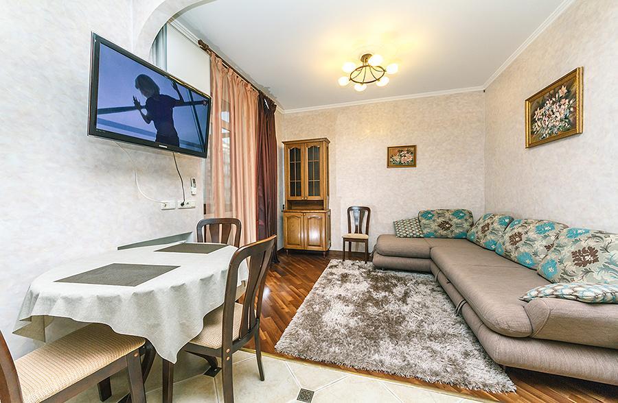 Amazing Two Beds In The Klovskiy Spusk Lägenhet Kiev Exteriör bild